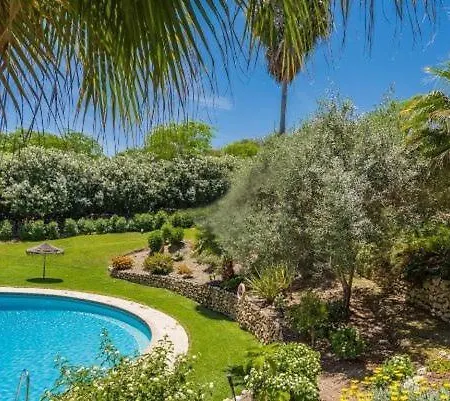 Homestay Bedrooms In Amazing Share Luxury Place In Marbella